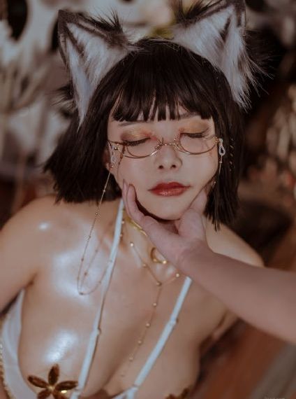 亚洲欧美人高清精品a∨-免费免费正片国语