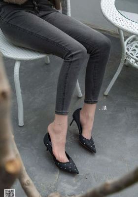 日韩国产成人av-免费午夜激情