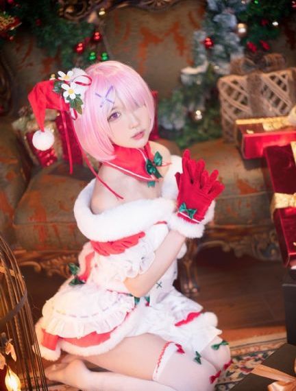 伊是香蕉大人久久-午夜剧场在线影院观看