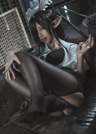 国产紧身裤XX视频1区-国产不卡全集免费播放