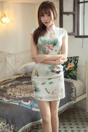 黄色天天影视-高清国语版英文版字幕