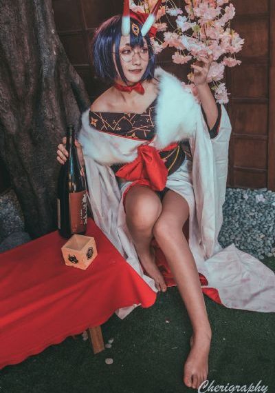 国产亚洲精品伊人-高清完整版免费播放