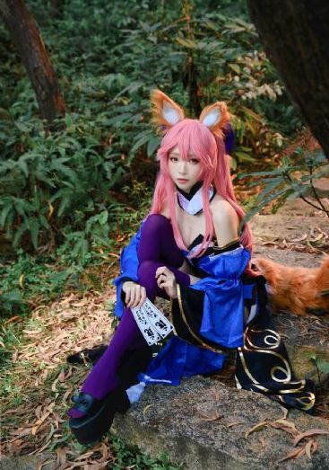 五月天久久婷-免费点播免费观看字幕