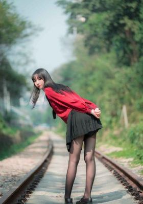 国产在线自-精彩预告免费正片国语